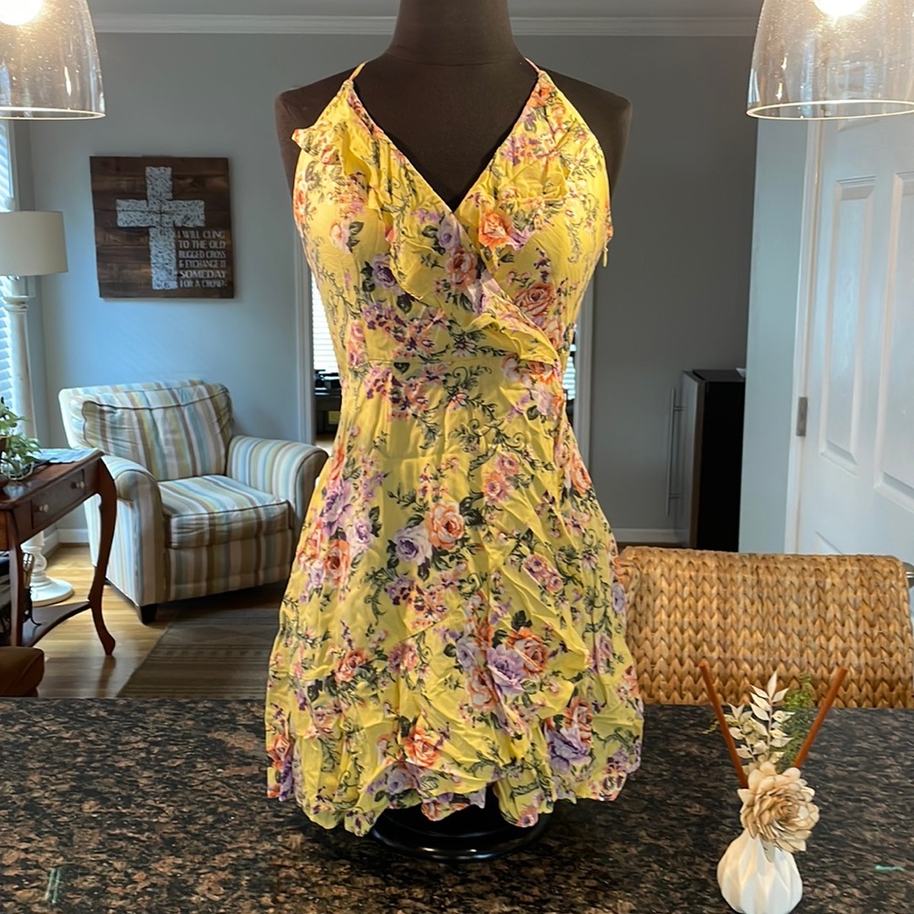 🤩 5/$25 Forever 21 Floral Dress